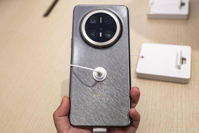 50 Pro综合评测及用户体验分享爱游戏app网站手机版华为Mate(图4)